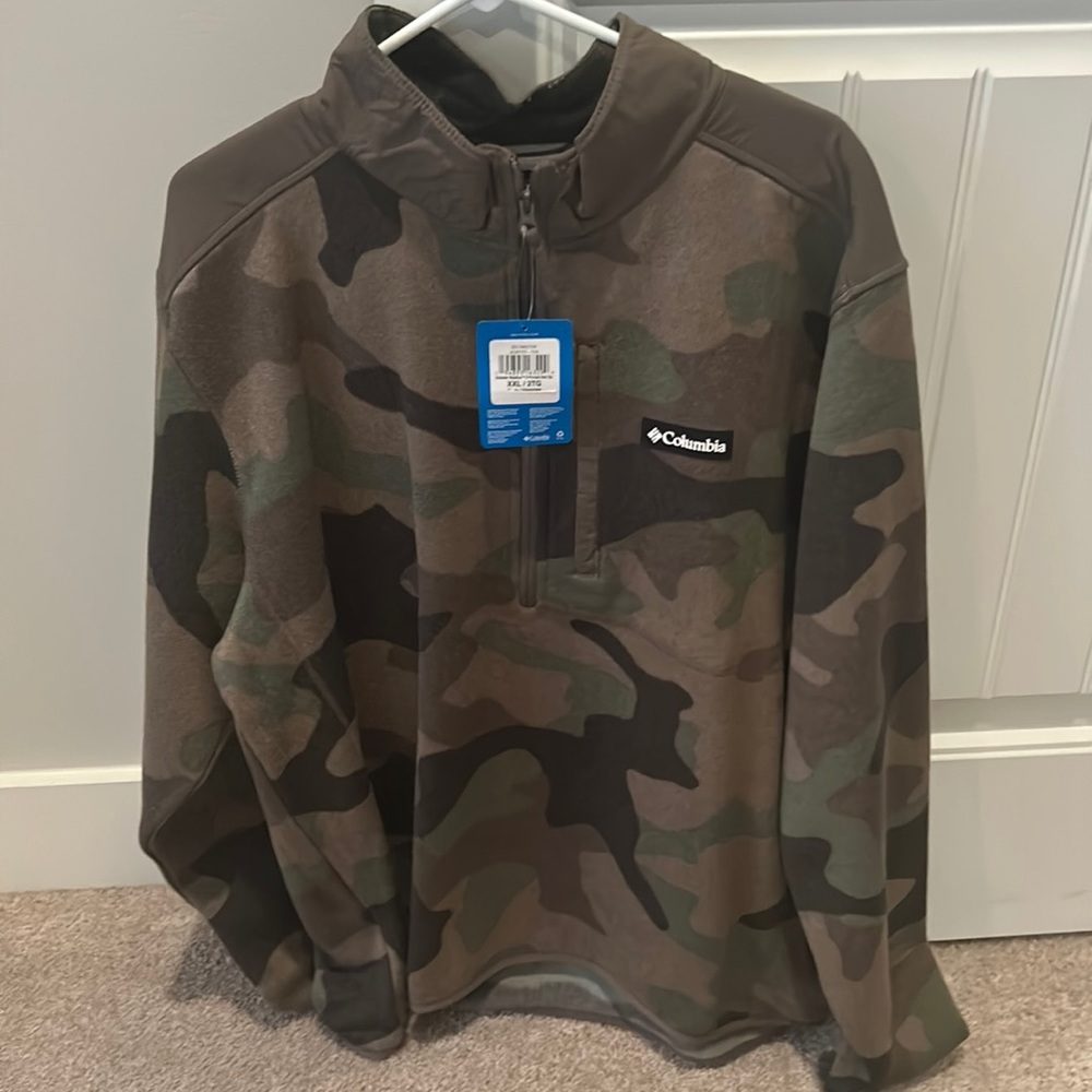 NWT Men’s quarter zip pullover